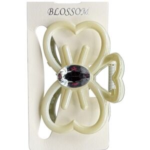 Blossom Cream Heart Claw Clip Rhinestone Accent Hair Accessory